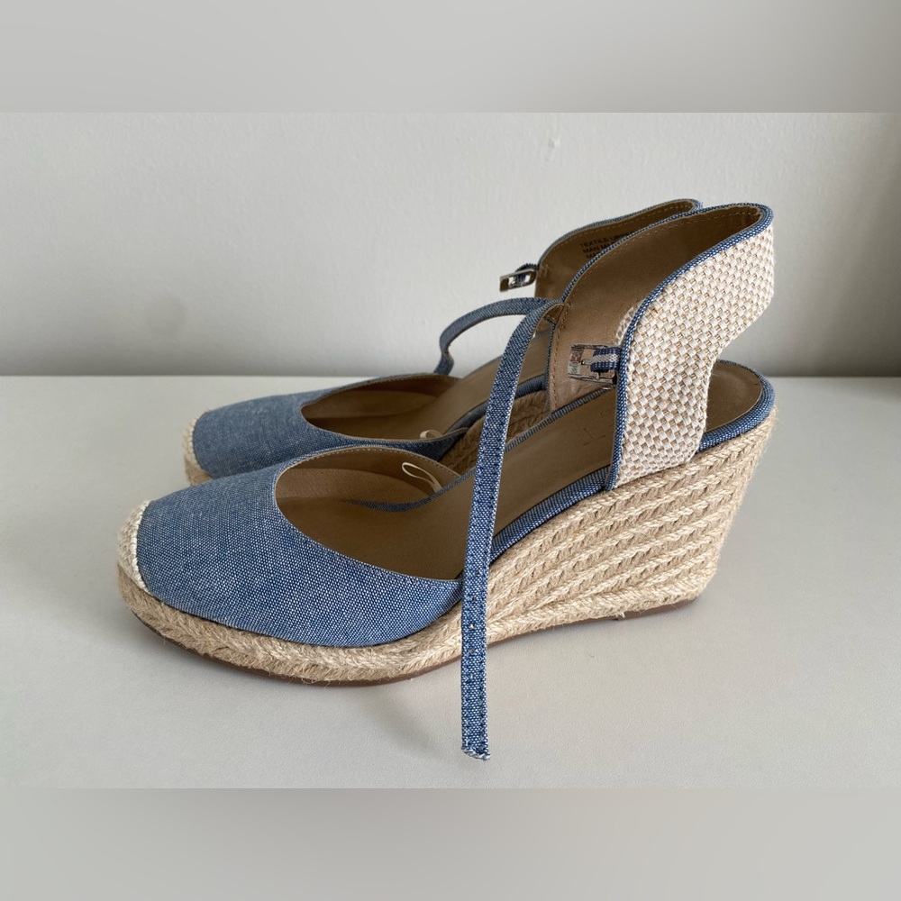 NWOT - LOFT Blue and Tan Espadrilles - Picture 2 of 7